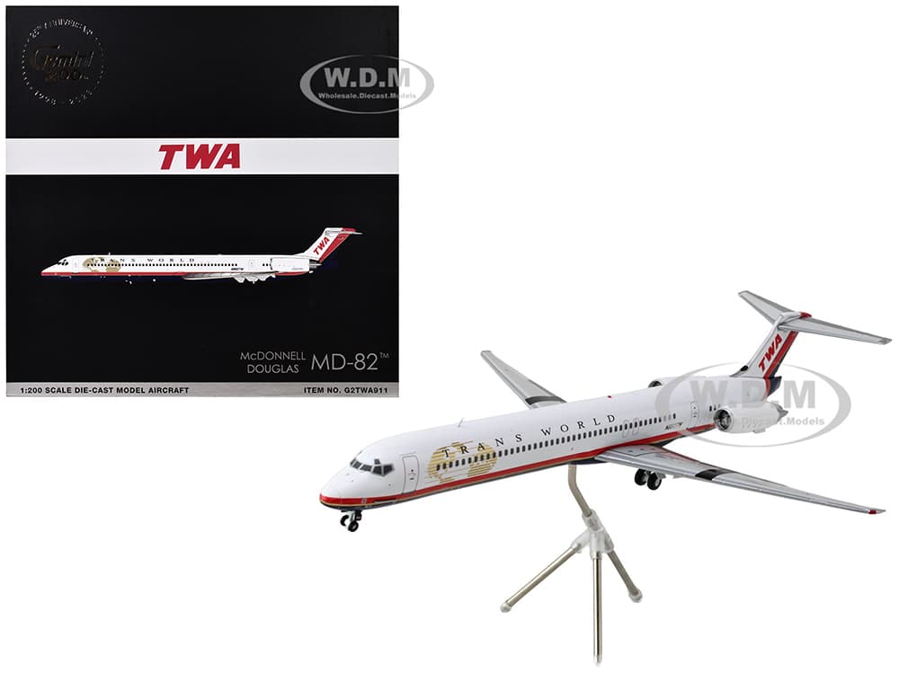 McDonnell Douglas MD-82 Commercial Aircraft "Trans World Airlines" (N960TW) White with Red Stripes "Gemini 200" Series 1/200 Diecast Model Airplane b