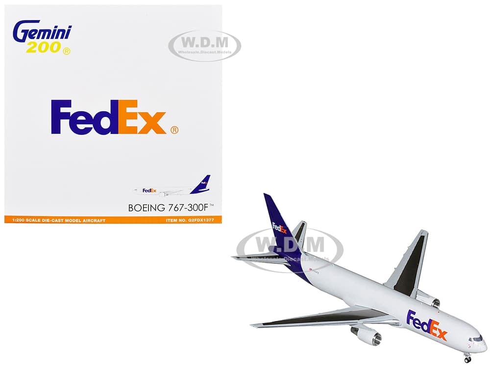 Boeing 767-300F Commercial Aircraft "FedEx (Federal Express)" (N144FE) White with Purple Tail "Gemini 200" Series 1/200 Diecast Model Airplane by Gem