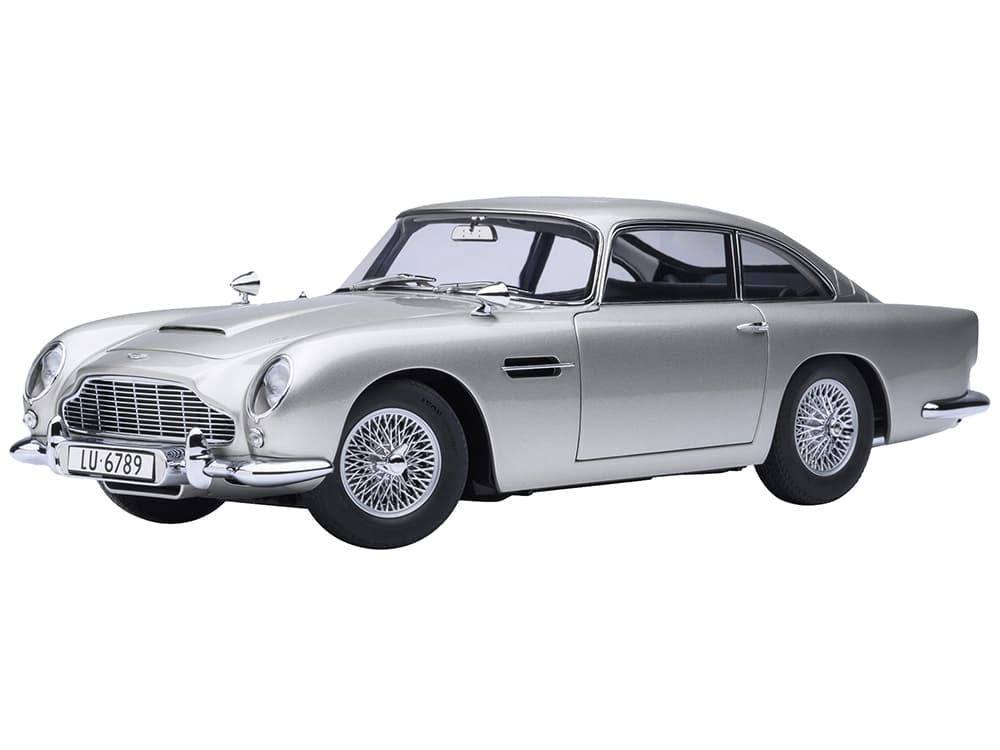 Aston Martin DB5 RHD (Right Hand Drive) Birch Silver 007 James Bond "Goldfinger" (1964) Movie 1/18 Model Car by Autoart