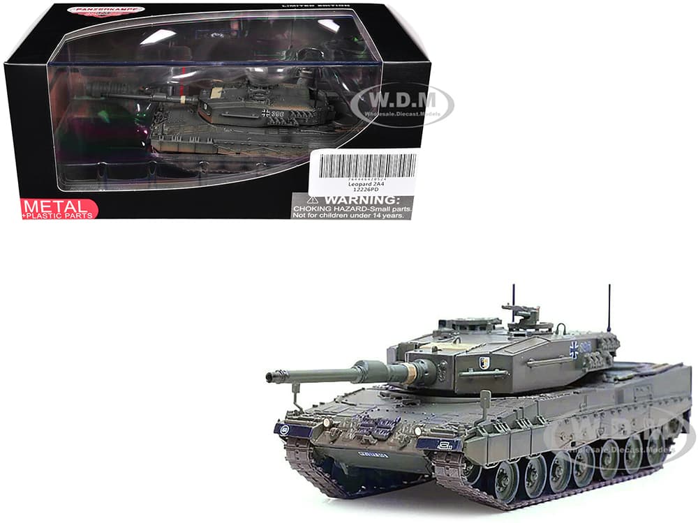 Leopard 2A4 Main Battle Tank with Snorkel "Green Camouflage" German Army "Armor Premium" Series 1/72 Diecast Model by Panzerkampf