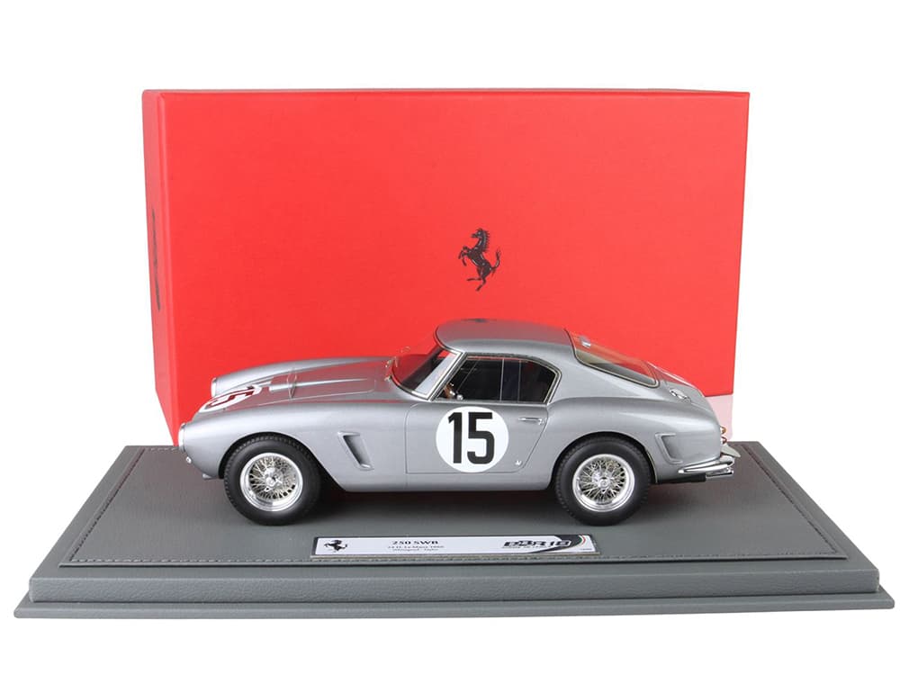 Ferrari 250 SWB 15 Graham Whitehead - Henry Taylor "24 Hours of Le Mans" (1960) with DISPLAY CASE Limited Edition to 99 pieces Worldwide 1/18 Model C