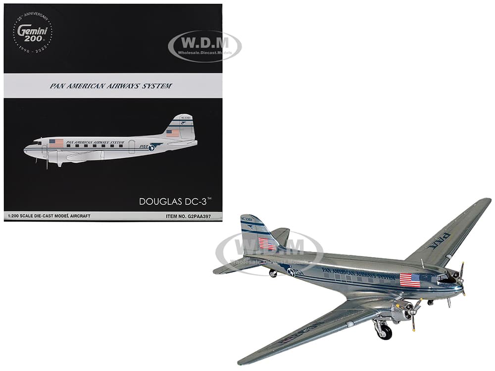 Douglas DC-3 Commercial Aircraft "Pan American Airways" (NC33611) Polished Metal Finish "Gemini 200" Series 1/200 Diecast Model Airplane by GeminiJet