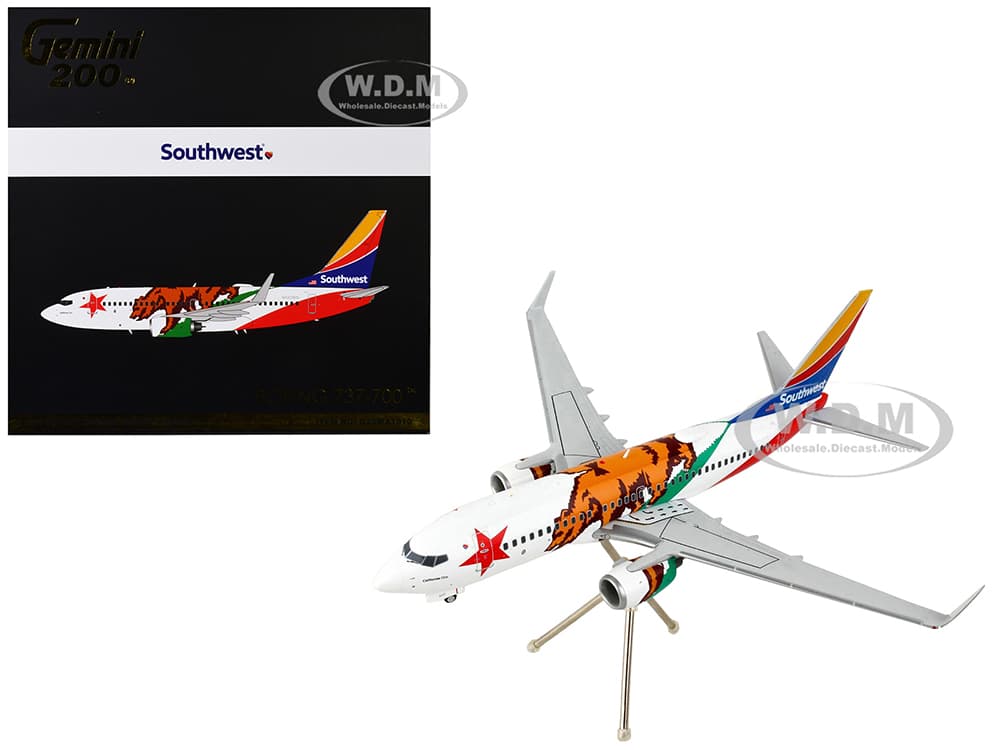 Boeing 737-700 Commercial Aircraft "Southwest Airlines - California One" California Flag Livery "Gemini 200" Series 1/200 Diecast Model Airplane by G