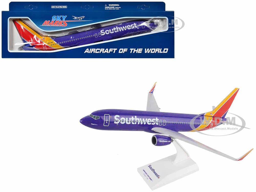 Boeing 737-800 Commercial Aircraft "Southwest Airlines - Heart One" (N8642E) Blue with Striped Tail (Snap-Fit) 1/130 Plastic Model by Skymarks