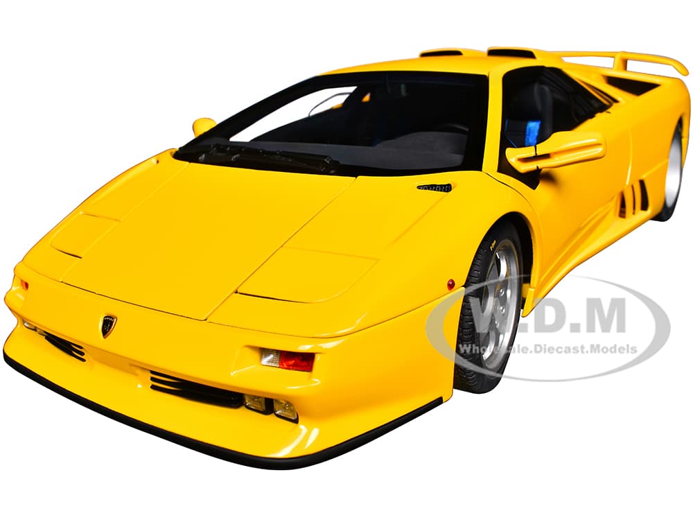 Lamborghini Diablo SE30 Jota Superfly Yellow 1/18 Model Car by Autoart