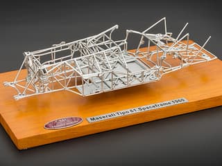 1960 Maserati Tipo 61 Birdcage Spaceframe 1/18 Diecast Model by CMC